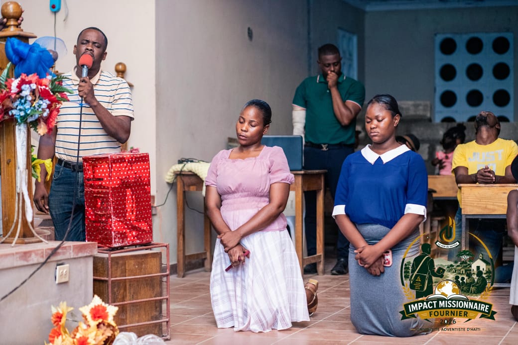 Impact UNAH 2026 : Deux étudiantes choisissent de suivre Jésus
